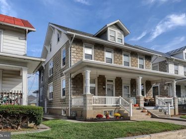 67 W GRANADA AVENUE, HERSHEY, PA 17033