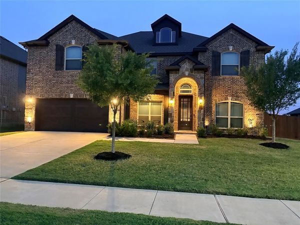 1606 Nighthawk Lane, Mansfield, TX 76063