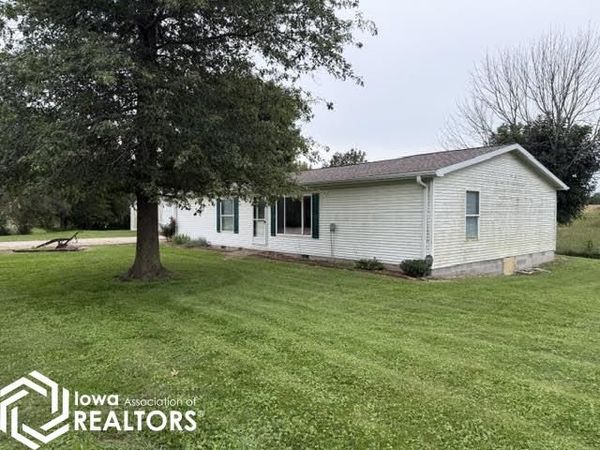 202 Central Avenue, Bedford, IA 50833
