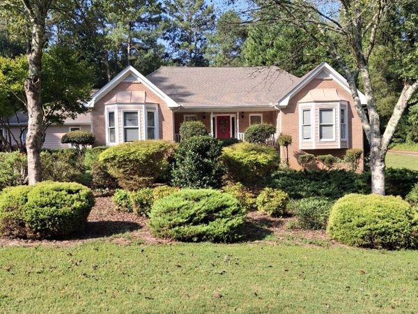 4695 Rutledge Drive, Snellville, GA 30039