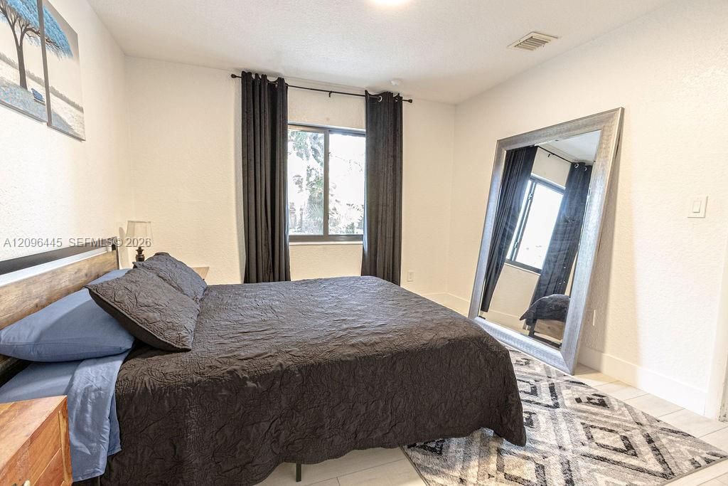 518 NW 94th St , Unit 1, Miami, FL 33150 Photo