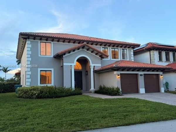 7713 SW 193rd St, Cutler Bay, FL 33157