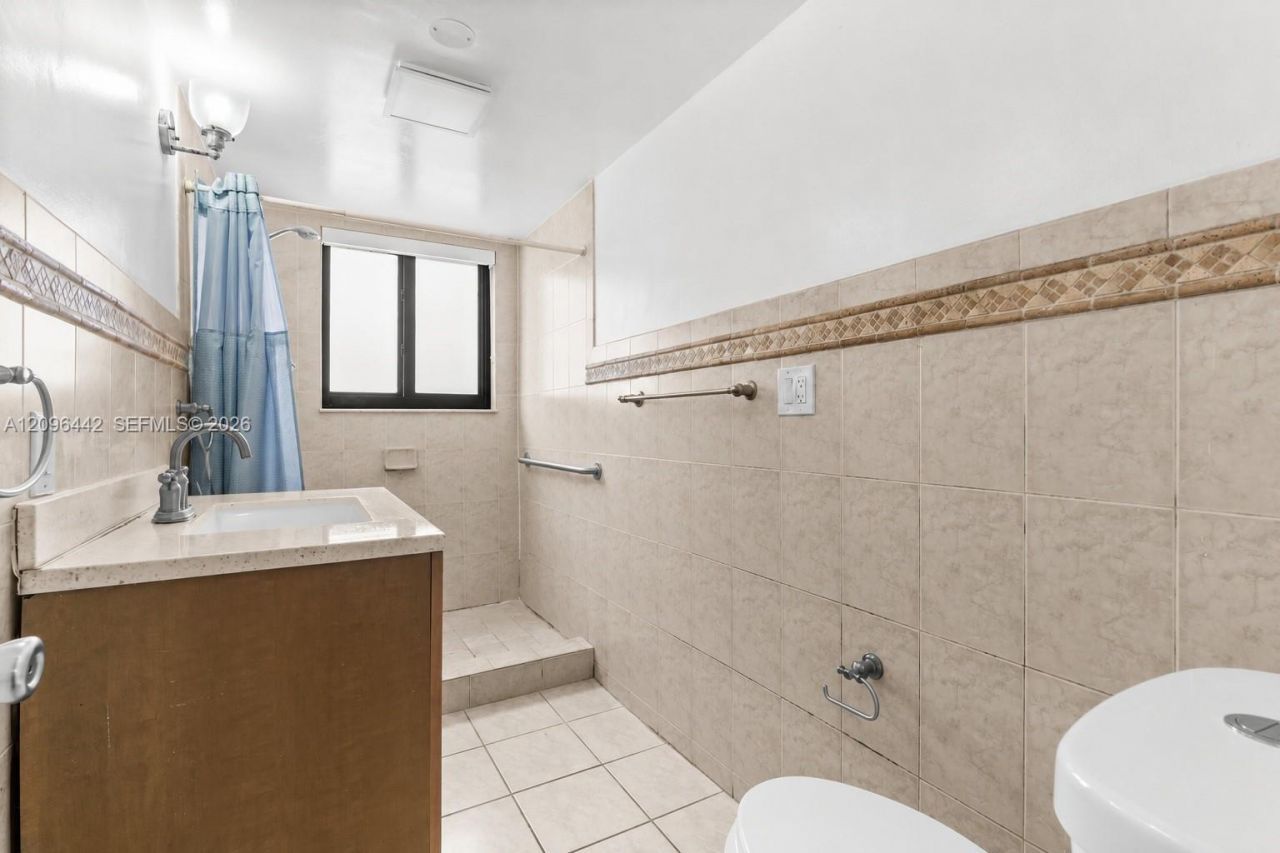 2331 SW 7th St, Miami, FL 33135 Photo