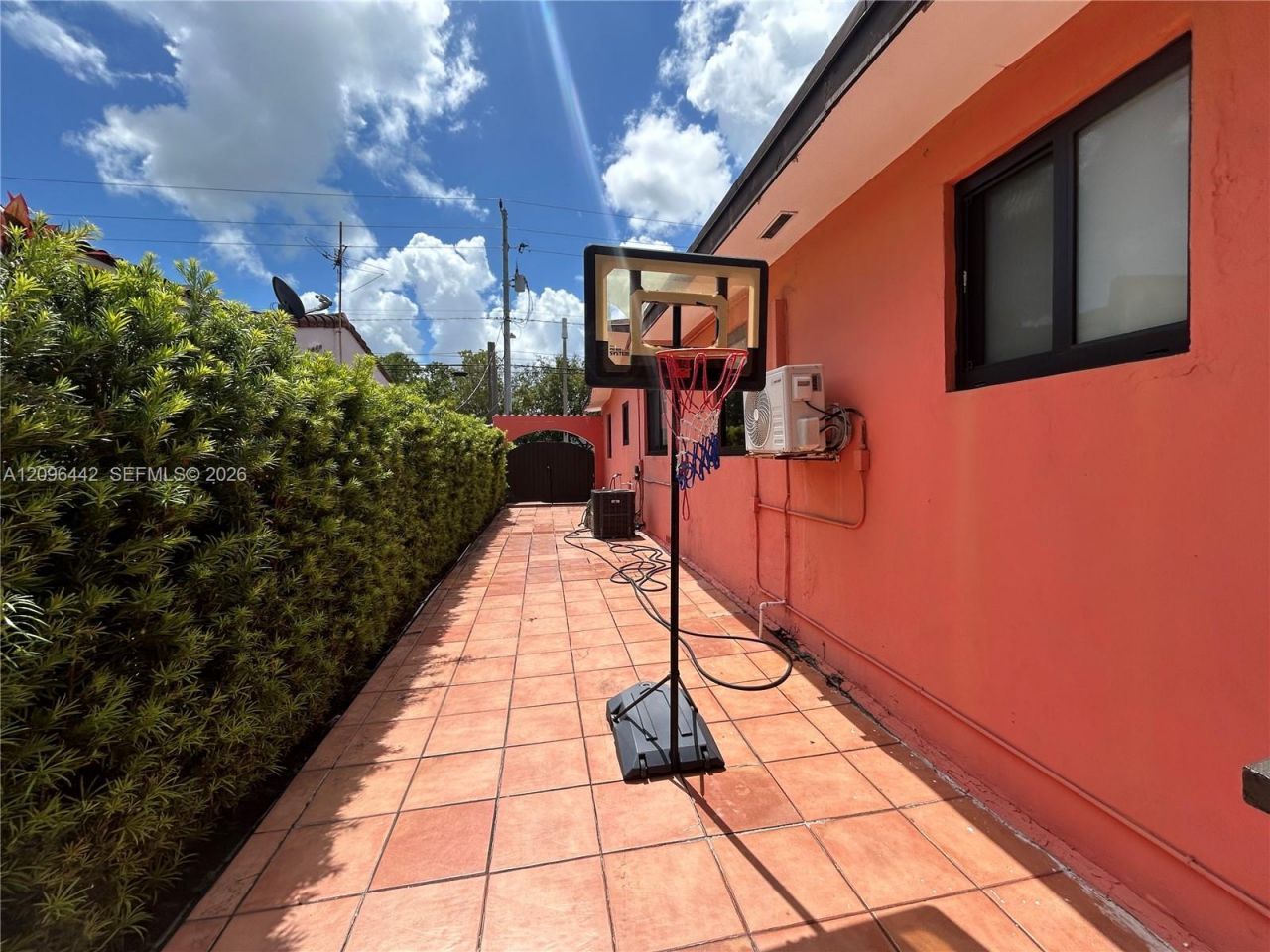 2331 SW 7th St , Miami, FL 33135 Photo