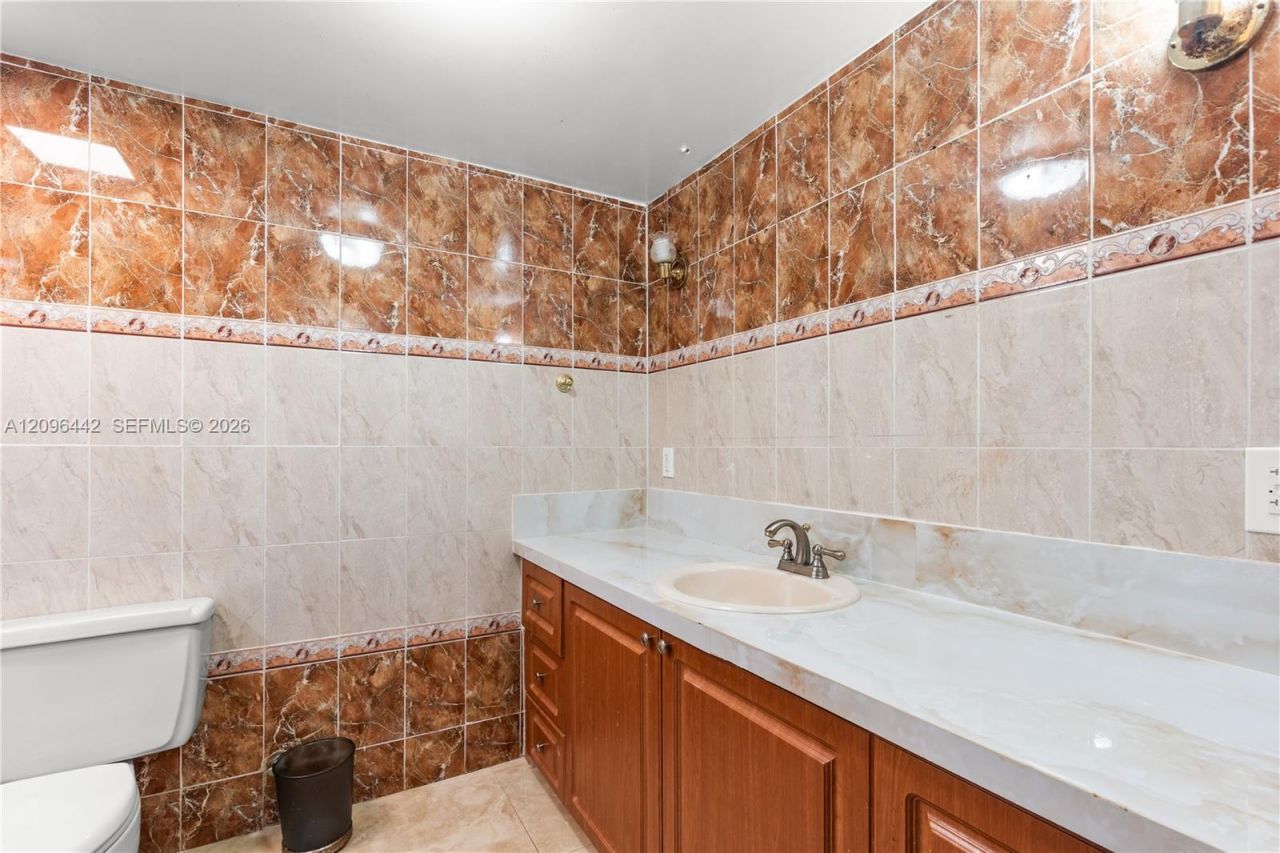 2331 SW 7th St, Miami, FL 33135 Photo