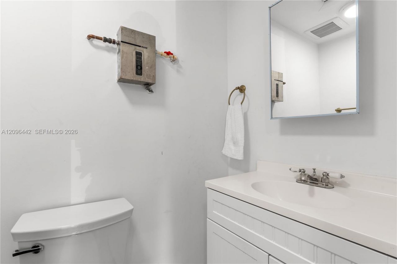 2331 SW 7th St, Miami, FL 33135 Photo
