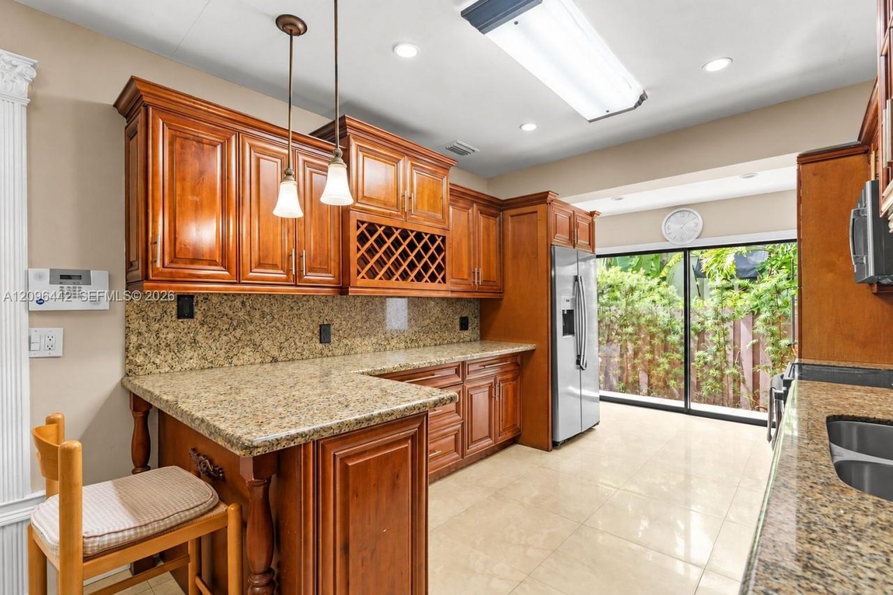 2331 SW 7th St, Miami, FL 33135 Photo