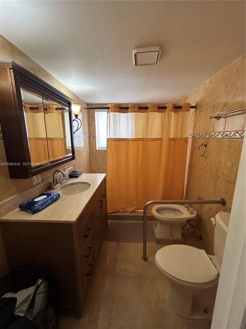 2331 SW 7th St , Miami, FL 33135 Photo