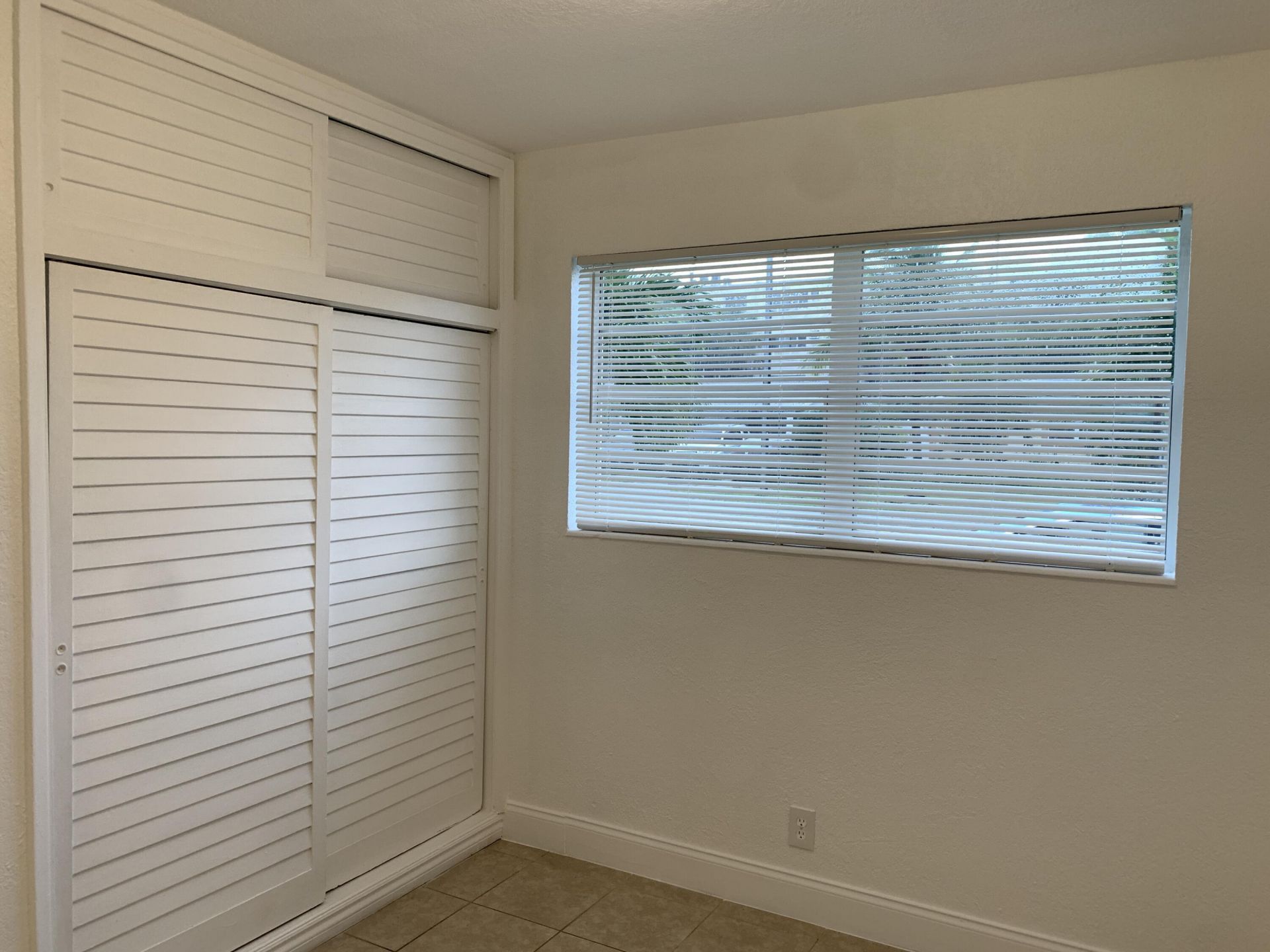 6211 NW 12th Street, Sunrise, FL 33313 Photo