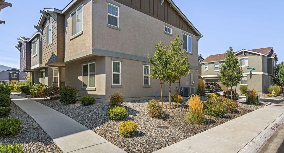 915 Garden Court, Carson City, NV 89705 Photo