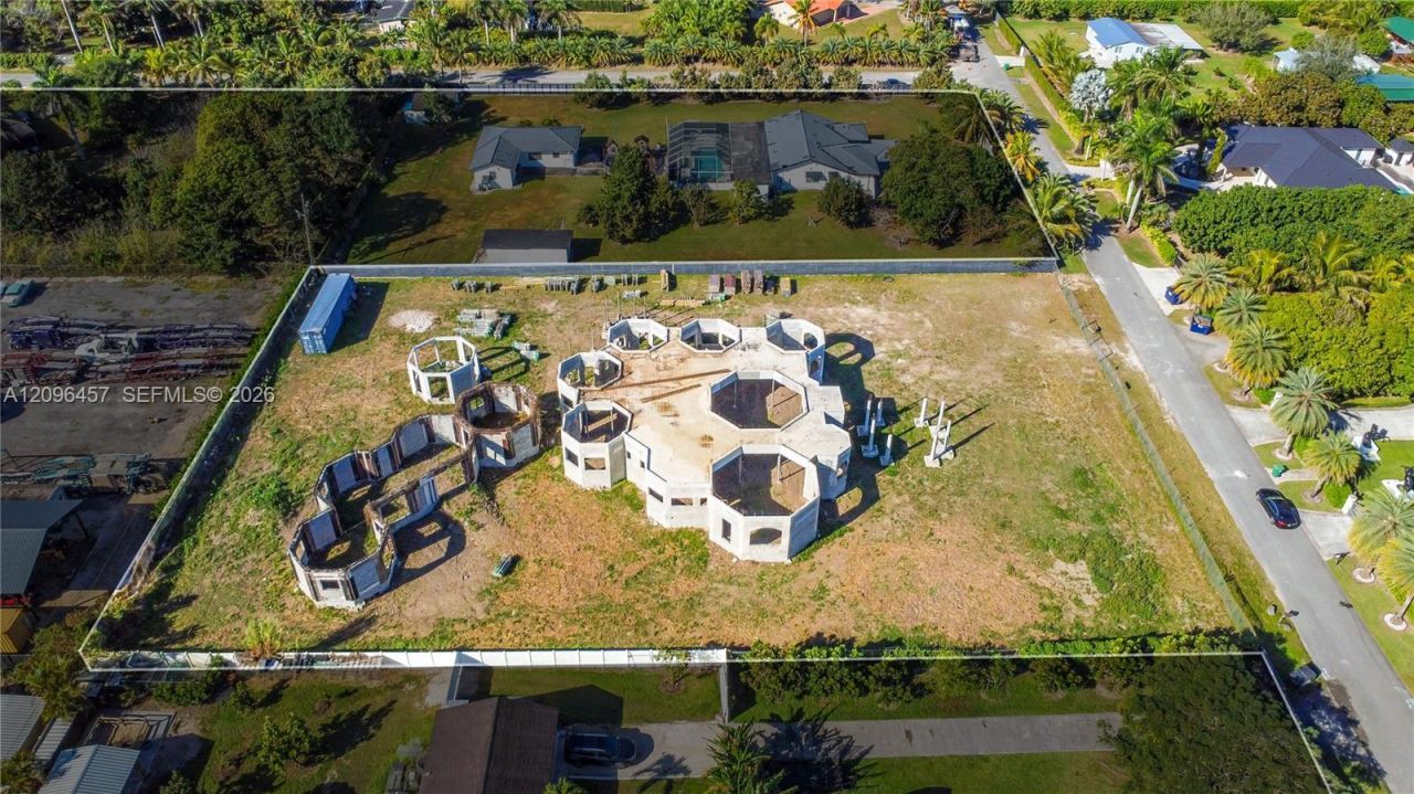 21320 SW 246th St, Unincorporated Dade County, FL 33031 Photo