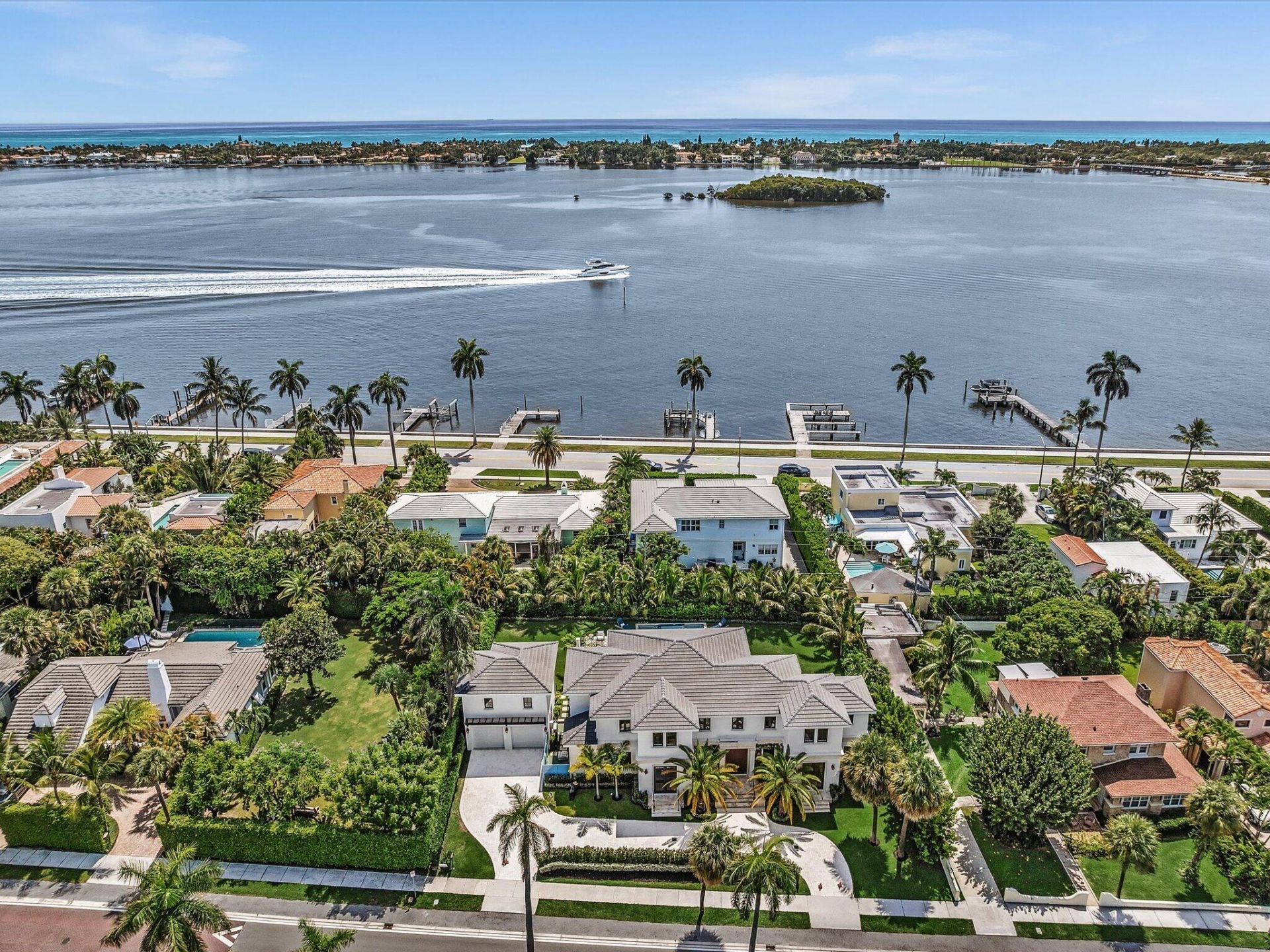3408 Washington Road, West Palm Beach, FL 33405 Photo