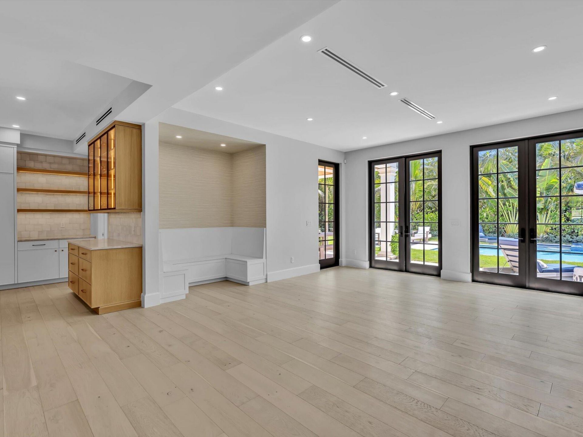 3408 Washington Road, West Palm Beach, FL 33405 Photo