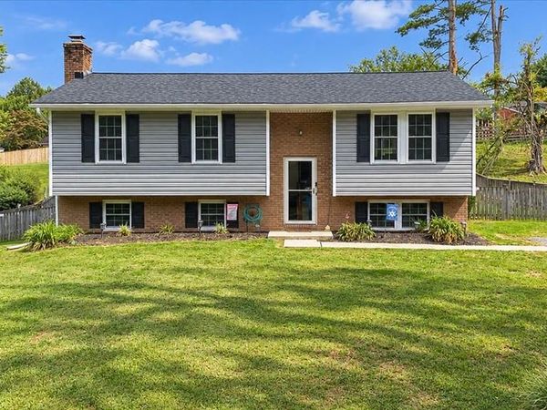 7132 MACBETH WAY, SYKESVILLE, MD 21784