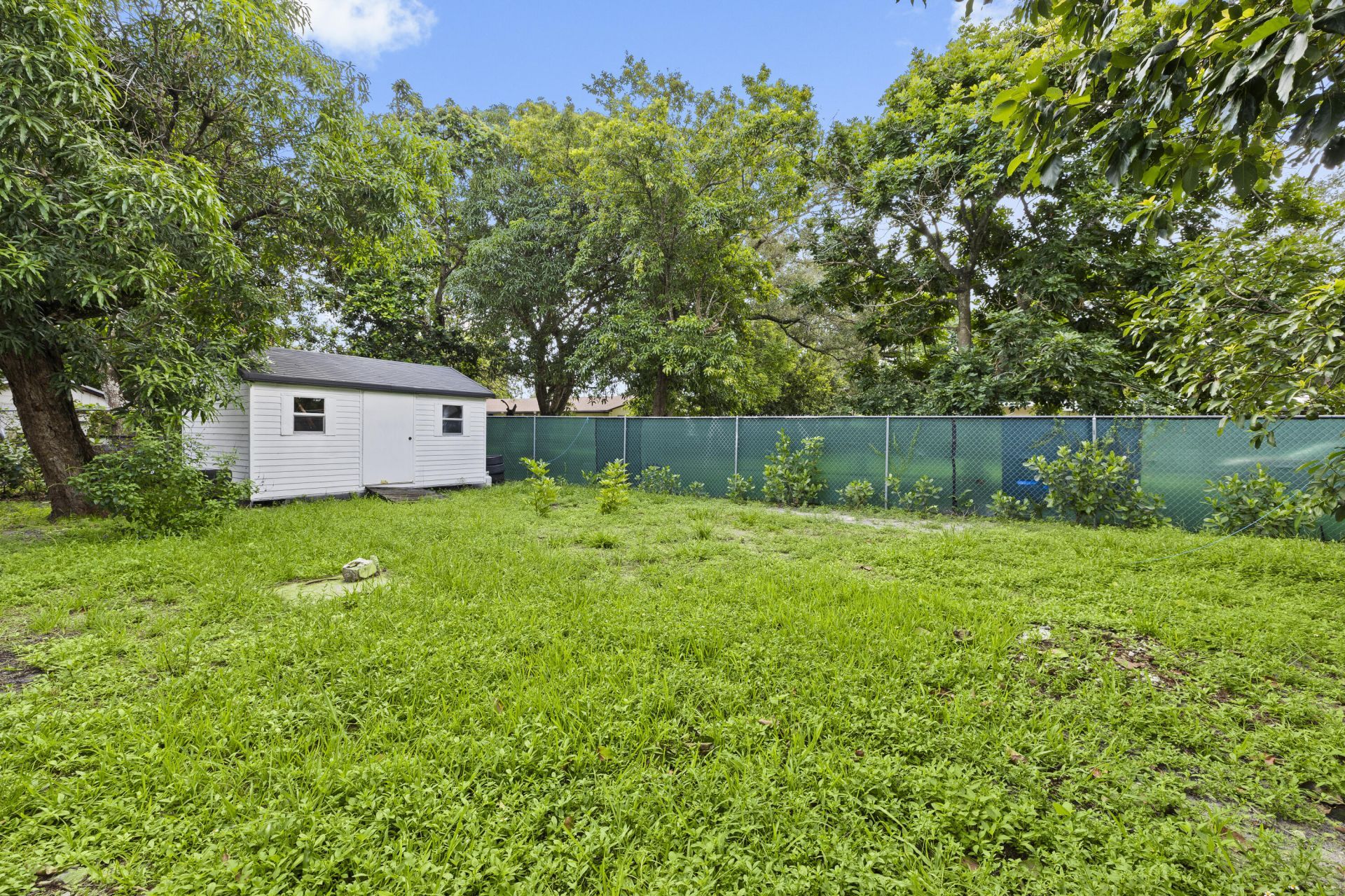 28 NE 165th Street, Miami, FL 33162 Photo
