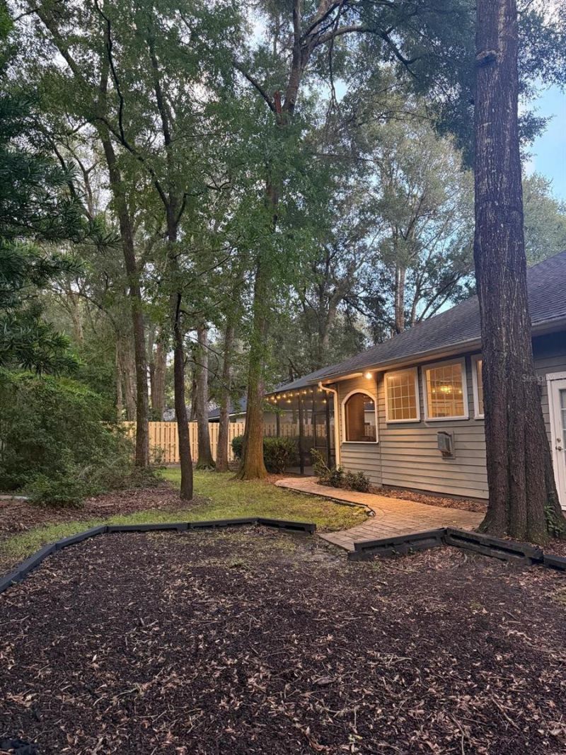 8718 SW 8th Place , Gainesville, FL 32607 Photo