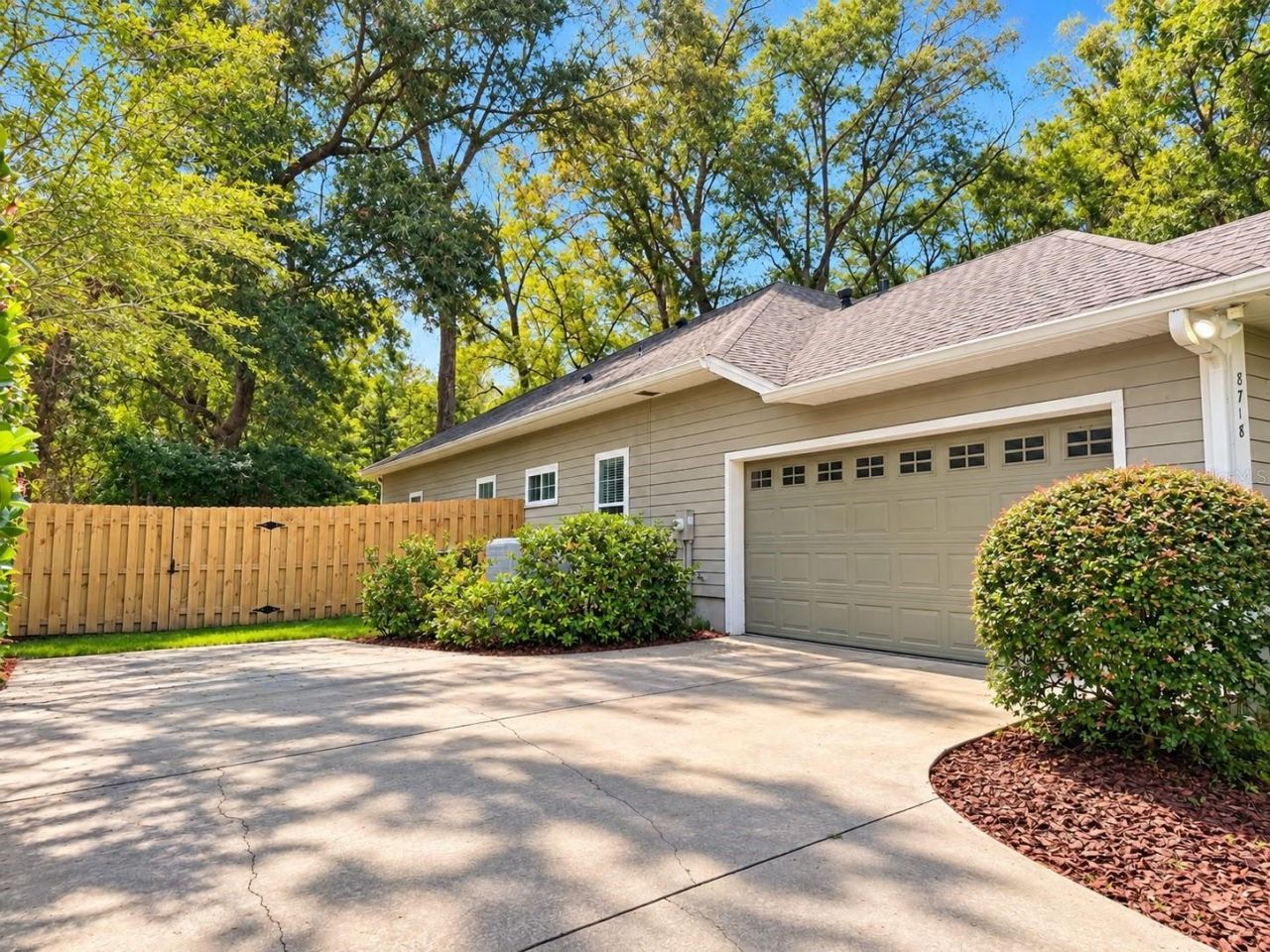 8718 SW 8th Place , Gainesville, FL 32607 Photo