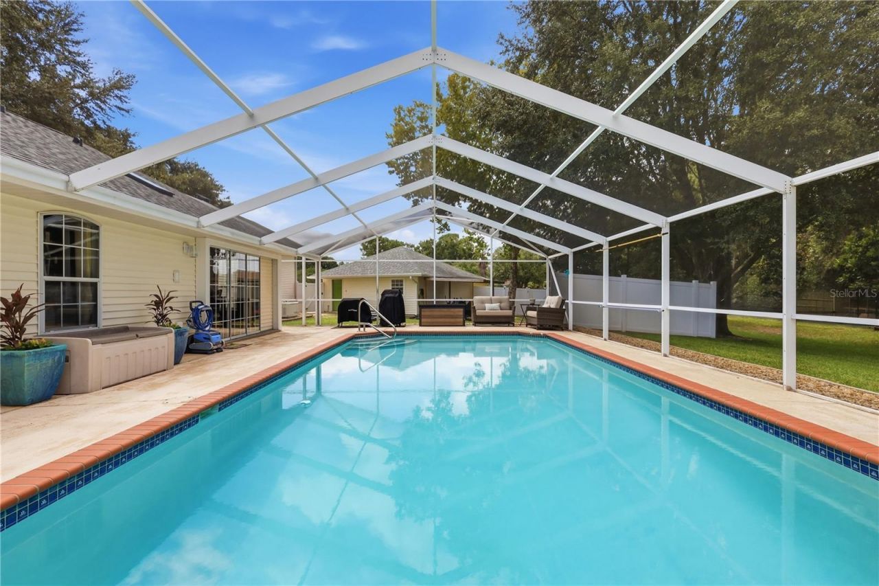 5718 NE 61st Avenue Road, Silver Springs, FL 34488 Photo