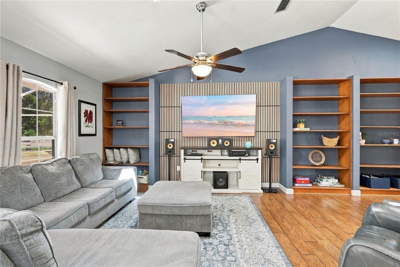 5718 NE 61st Avenue Road, Silver Springs, FL 34488 Photo