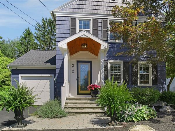 210 Sherwood Drive , Syracuse, NY 13214