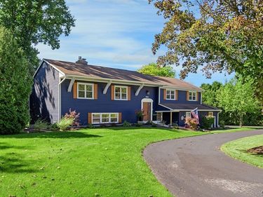 8364 Vassar Drive , Manlius, NY 13104