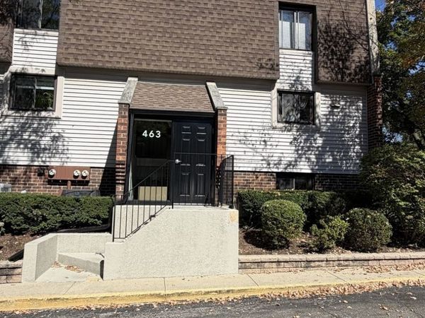 463 Elm Street , Unit 1H, Deerfield, IL 60015