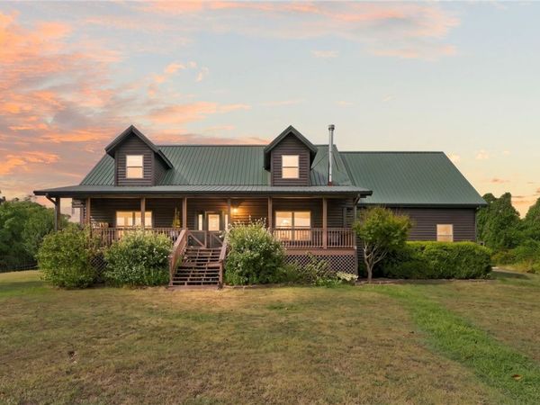12913 Moore Lane , Gravette, AR 72736