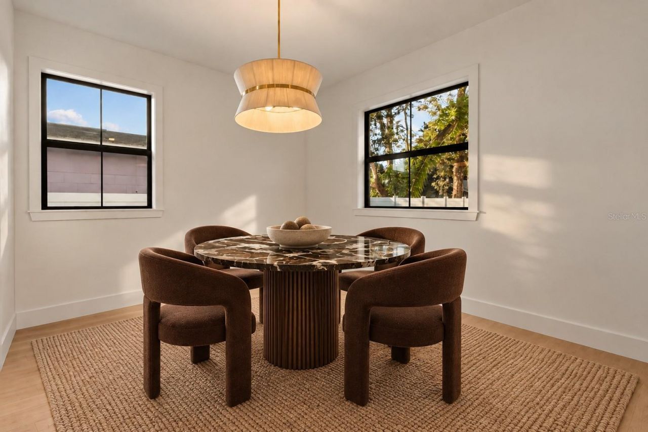 1025 Melrose Avenue S, Saint Petersburg, FL 33705 Photo