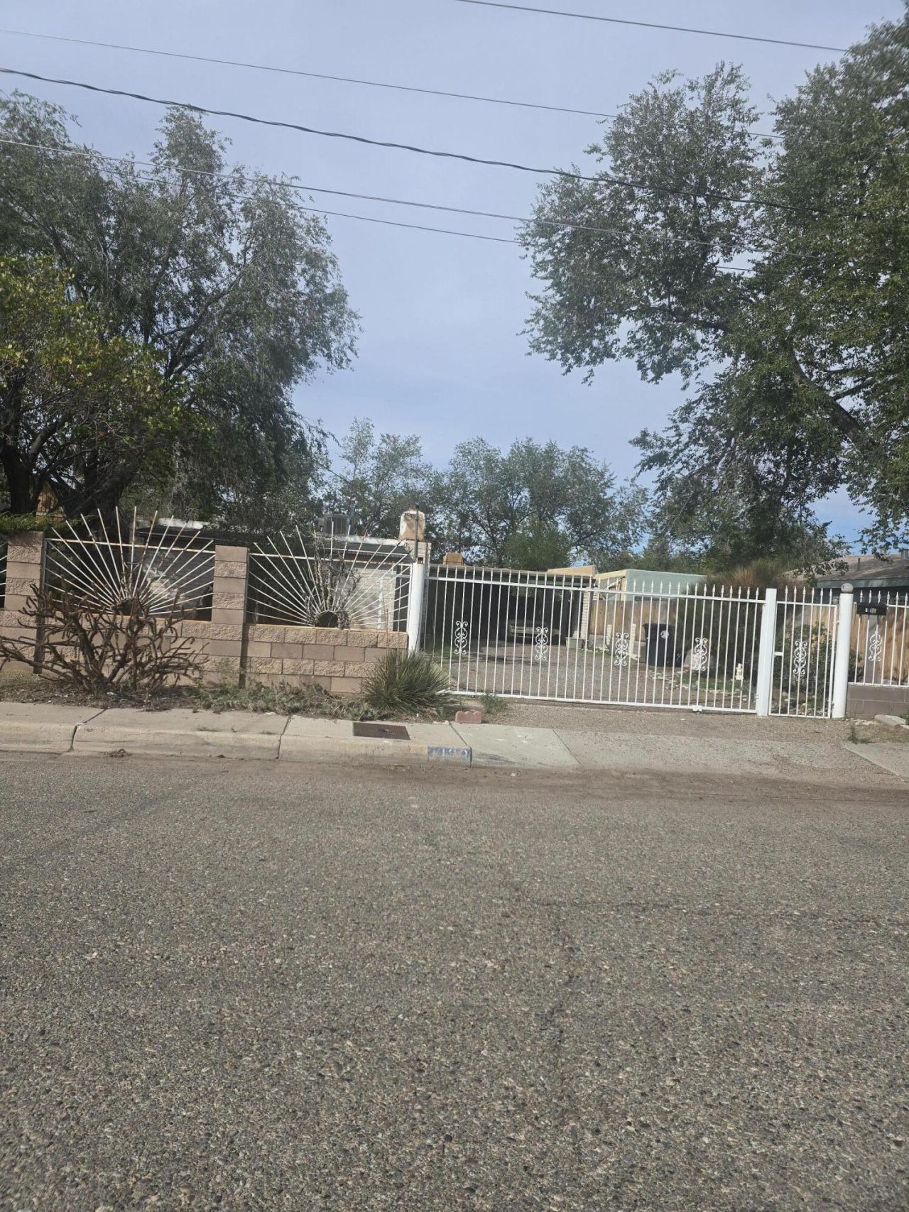 1123 Aztec Road Nw, Albuquerque, NM 87107 Main Photo