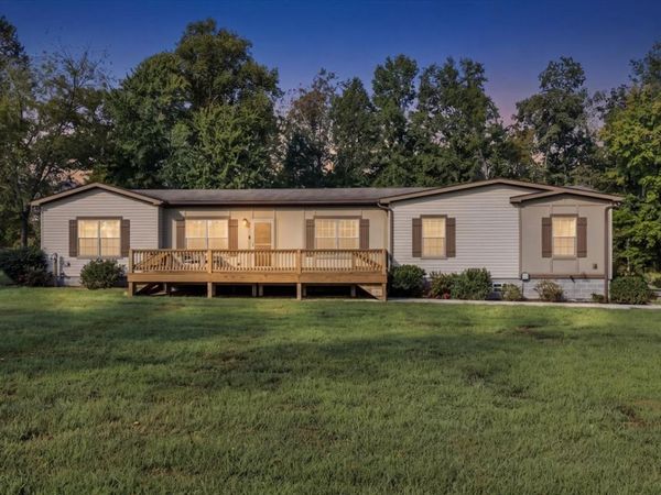 311 Cyril Wiser Rd , Manchester, TN 37355