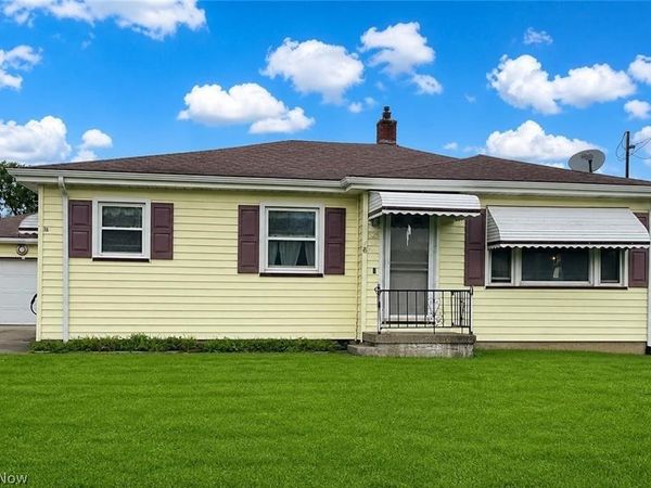 525 W Omar Street , Struthers, OH 44471