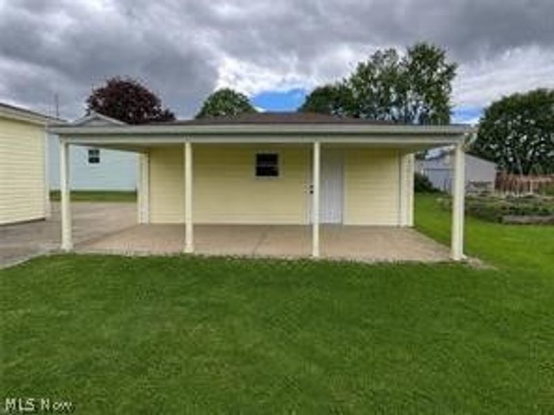 525 W Omar Street, Struthers, OH 44471 Photo 25