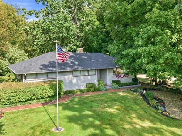 1850 Price Road , Youngstown, OH 44509
