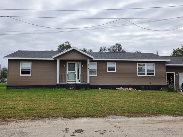 2040 Riverview Street SE, Cedar Rapids, IA 52403
