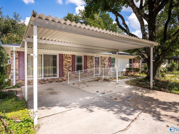 2630 Thornhill Road, Huntsville, AL 35810