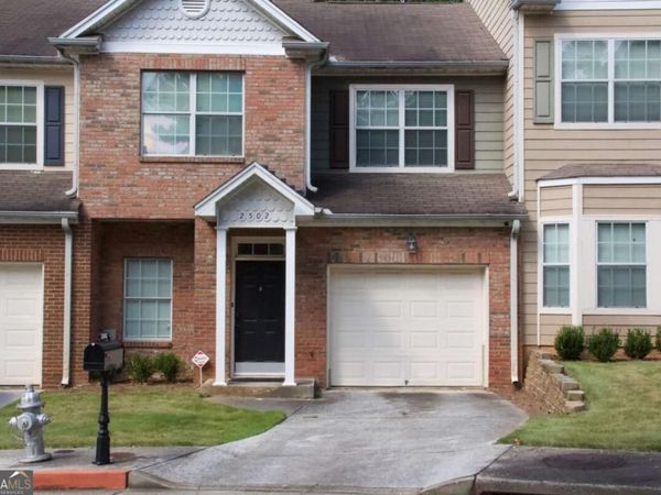 2502 Laurel Circle NW, Atlanta, GA 30311