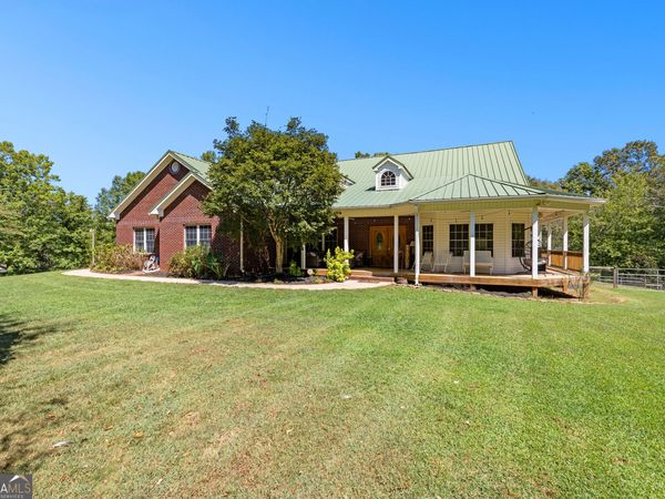 380 Day Street, Molena, GA 30258