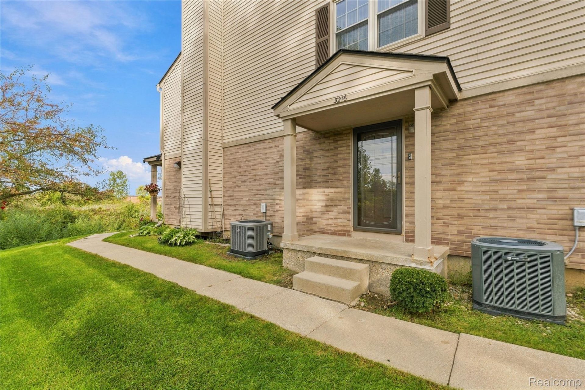 3216 High Pointe Ridge Road, Orion Township, Mi 48359 Main Photo