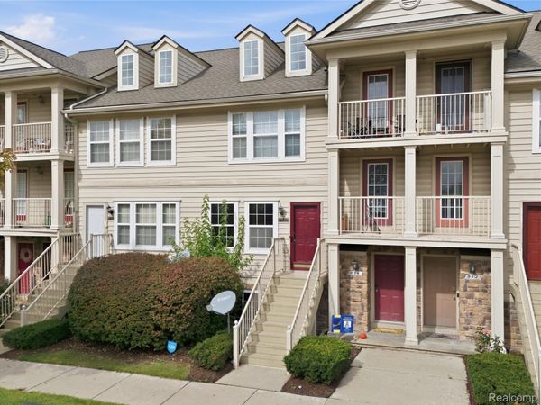 636 Lydia Lane, Pontiac, Mi 48341