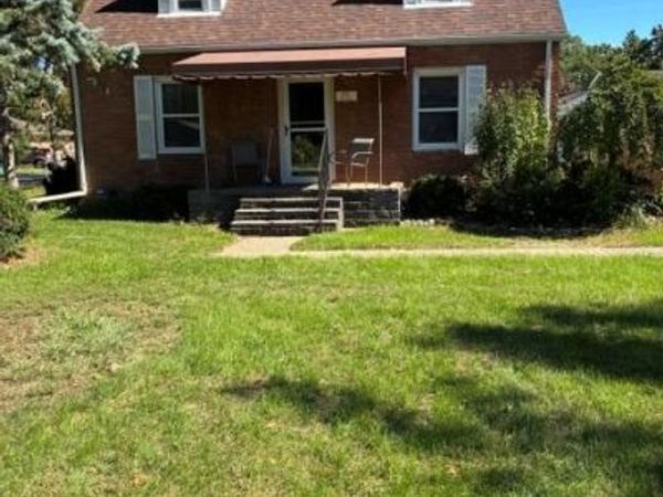 8990 Hix Street, Livonia, Mi 48150