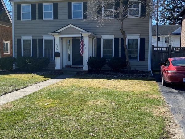 679 Oak avenue, Birmingham, Mi 48009