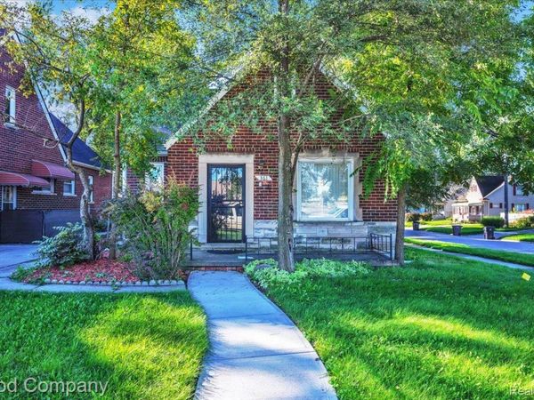 361 Elizabeth Lake Road, Pontiac, Mi 48341