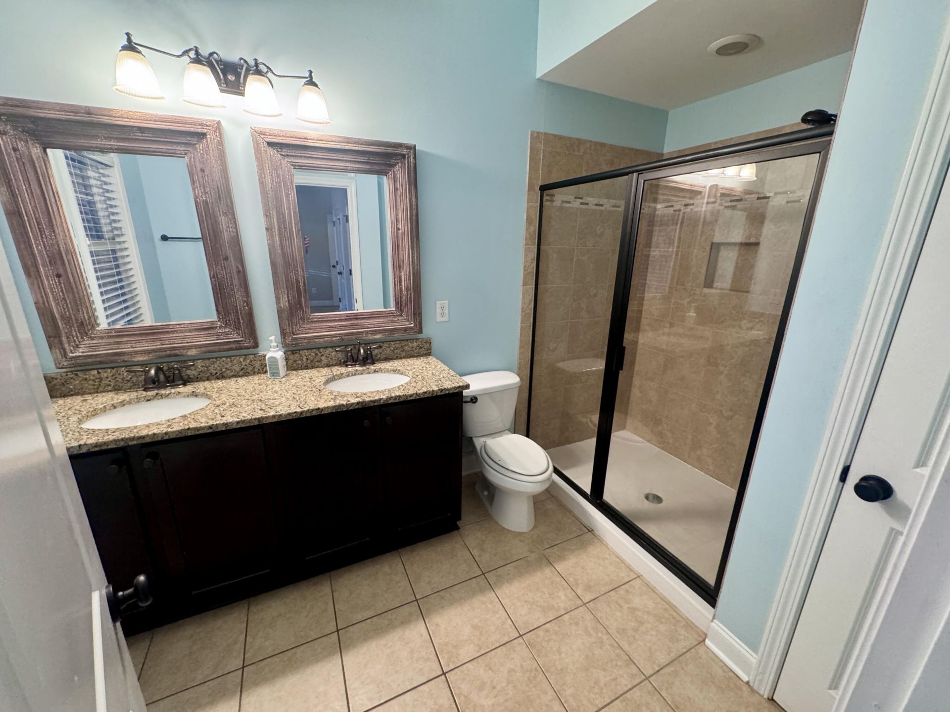2108 Promenade Court Photo 33