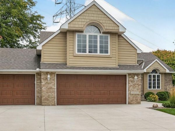 6585 Promontory Drive , Eden Prairie, MN 55346