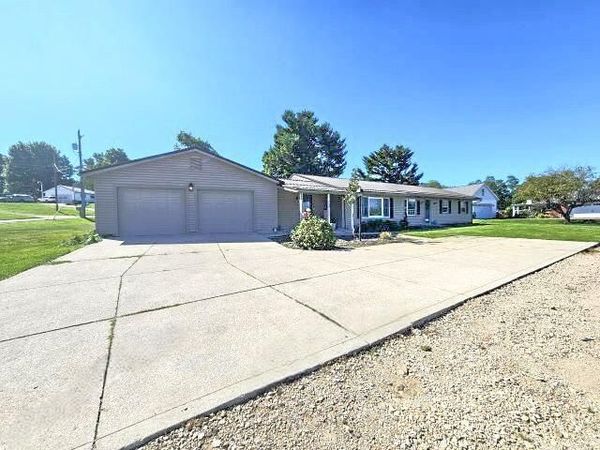 263 W Main Street , Lexington, OH 44904