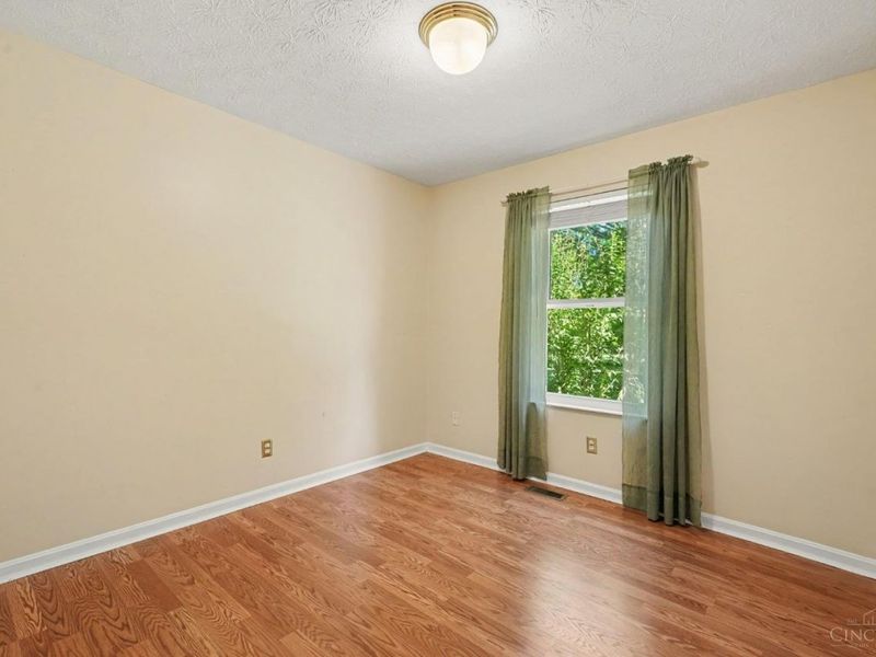 8102 Sterling Spring Drive, Goshen Township, OH 45140 Photo 19
