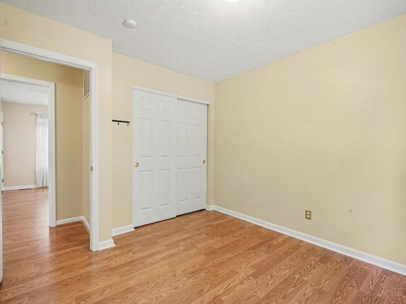 8102 Sterling Spring Drive, Goshen Township, OH 45140 Photo 20