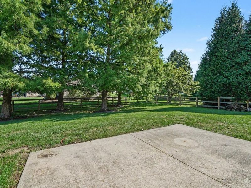 8102 Sterling Spring Drive, Goshen Township, OH 45140 Photo 26