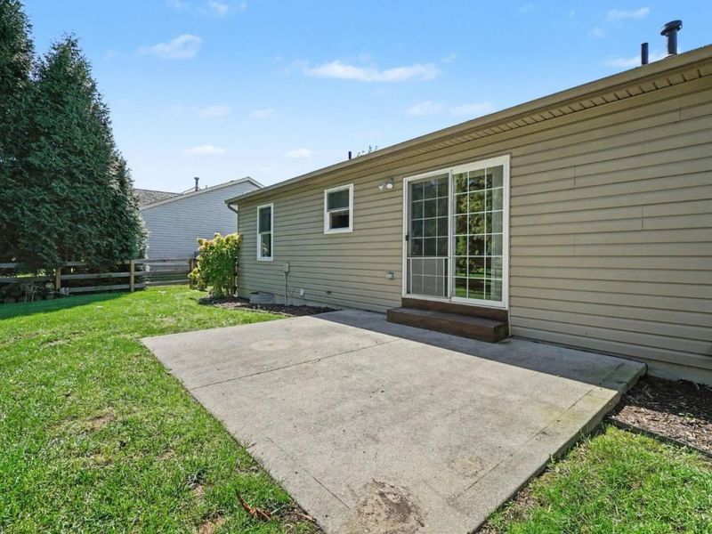 8102 Sterling Spring Drive, Goshen Township, OH 45140 Photo 27