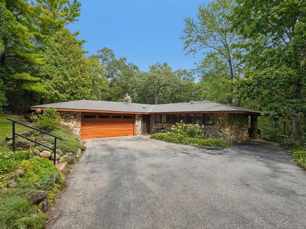436 Thomas ROAD, Wales, WI 53183